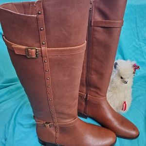 INC boots 7.5M NEW 50% OFF